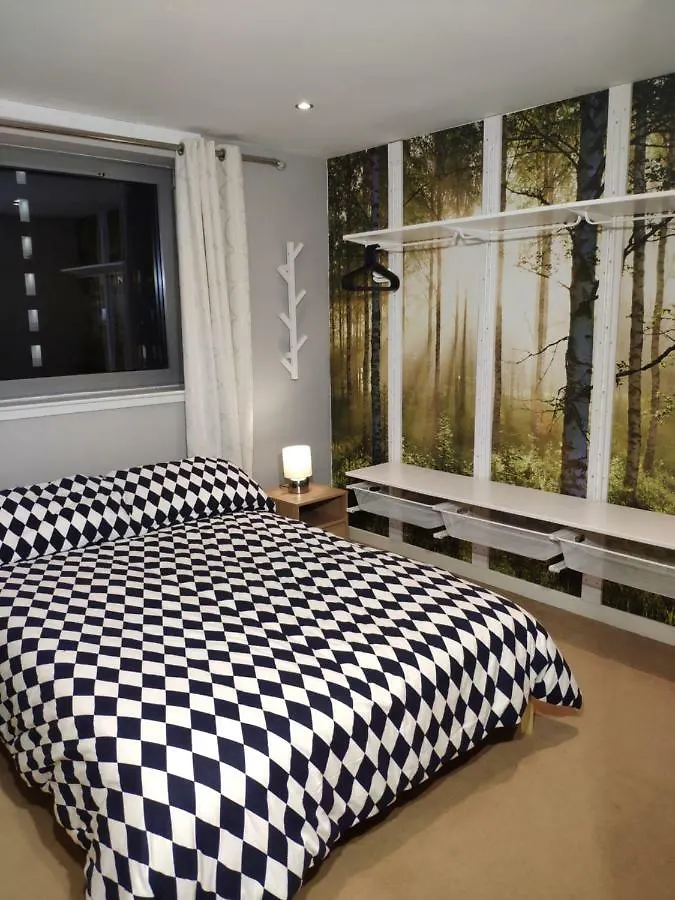 Western Harbour View Apartment Edinburgh
