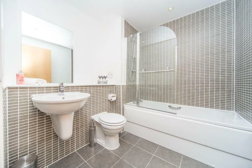 Western Harbour View Apartment Эдинбург 0*,